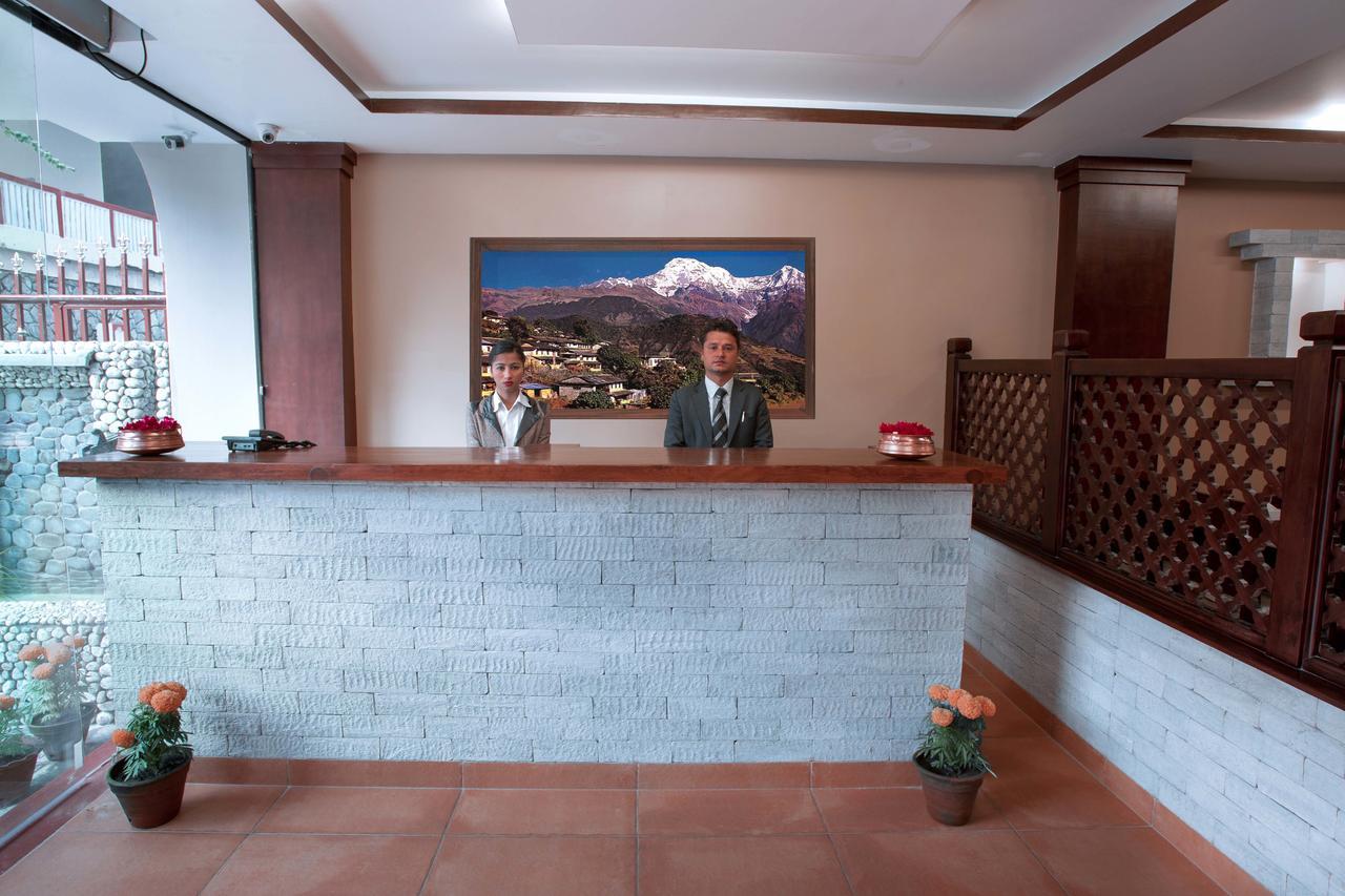 Hotel City Park Pokhara Exteriör bild